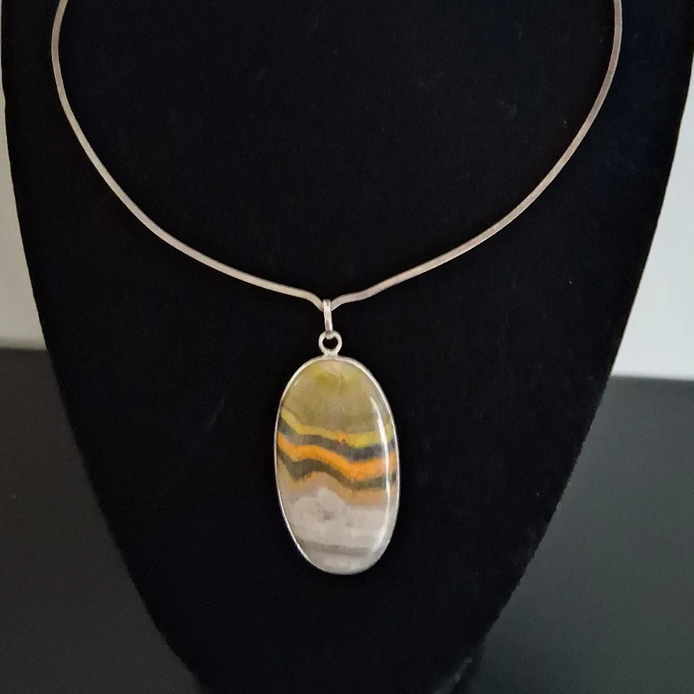 BUMBLE BEE JASPER STATEMENT PENDANT 925 STERLING SILVER